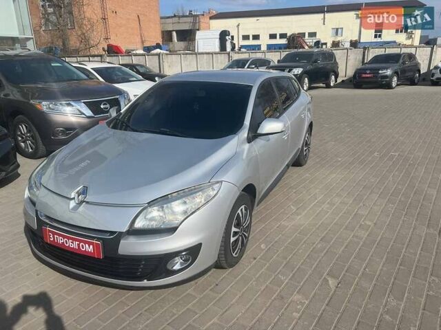 Серый Рено Меган, объемом двигателя 2 л и пробегом 243 тыс. км за 7200 $, фото 1 на Automoto.ua