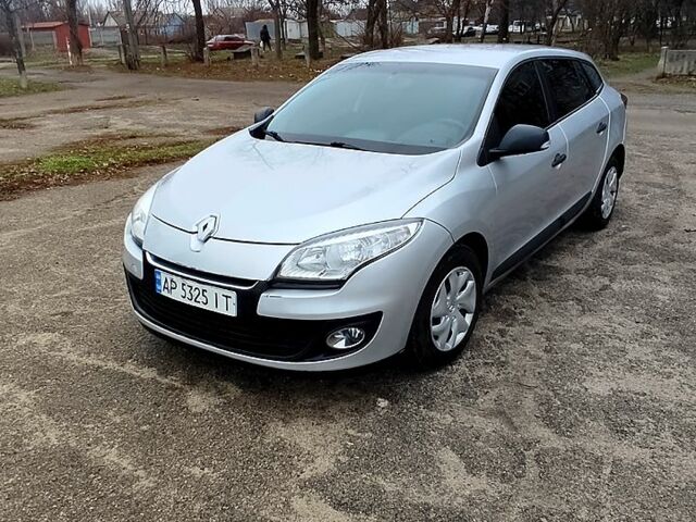 Сірий Рено Меган, об'ємом двигуна 1.5 л та пробігом 284 тис. км за 6500 $, фото 1 на Automoto.ua