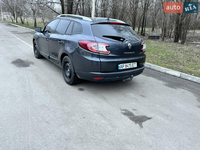Сірий Рено Меган, об'ємом двигуна 1.46 л та пробігом 320 тис. км за 8000 $, фото 1 на Automoto.ua