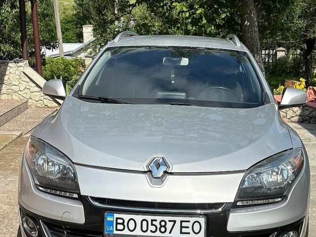 Сірий Рено Меган, об'ємом двигуна 1.46 л та пробігом 250 тис. км за 7300 $, фото 1 на Automoto.ua