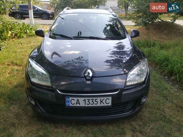 Серый Рено Меган, объемом двигателя 1.46 л и пробегом 260 тыс. км за 8250 $, фото 1 на Automoto.ua