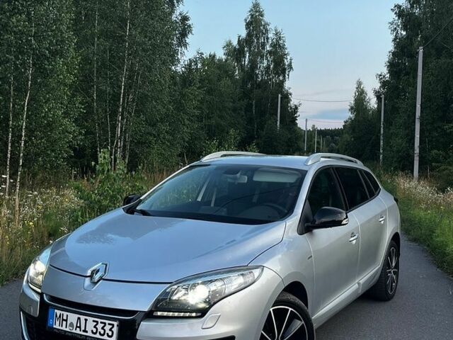 Сірий Рено Меган, об'ємом двигуна 2 л та пробігом 127 тис. км за 9900 $, фото 1 на Automoto.ua