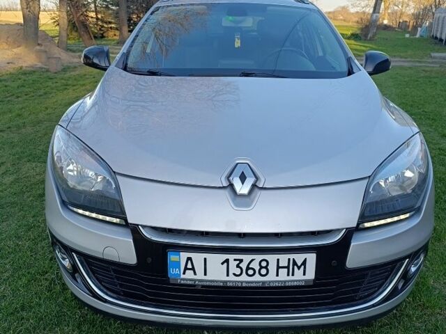 Серый Рено Меган, объемом двигателя 1.5 л и пробегом 259 тыс. км за 7500 $, фото 1 на Automoto.ua
