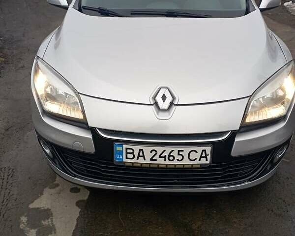 Серый Рено Меган, объемом двигателя 1.5 л и пробегом 265 тыс. км за 7500 $, фото 1 на Automoto.ua