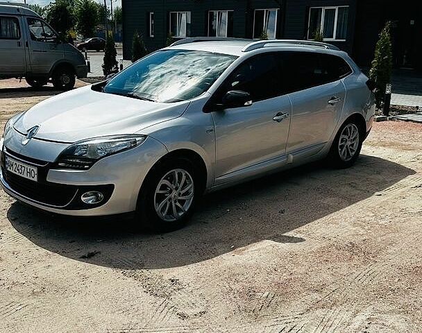 Сірий Рено Меган, об'ємом двигуна 1.46 л та пробігом 265 тис. км за 7800 $, фото 1 на Automoto.ua