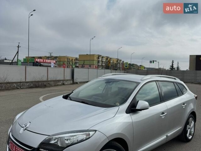 Серый Рено Меган, объемом двигателя 1.5 л и пробегом 215 тыс. км за 8900 $, фото 1 на Automoto.ua