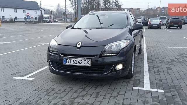 Сірий Рено Меган, об'ємом двигуна 1.5 л та пробігом 241 тис. км за 9500 $, фото 1 на Automoto.ua