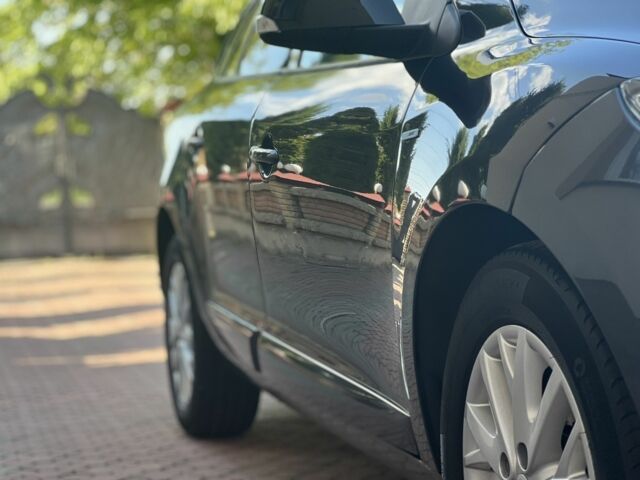 Серый Рено Меган, объемом двигателя 0 л и пробегом 265 тыс. км за 9000 $, фото 1 на Automoto.ua