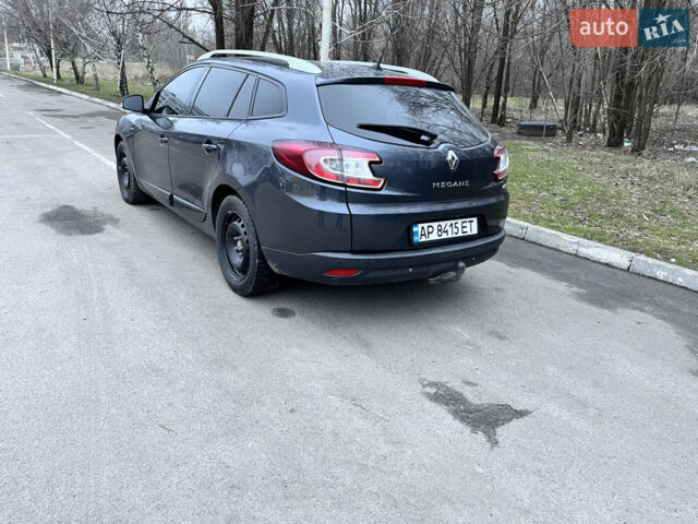 Сірий Рено Меган, об'ємом двигуна 1.46 л та пробігом 320 тис. км за 8000 $, фото 1 на Automoto.ua