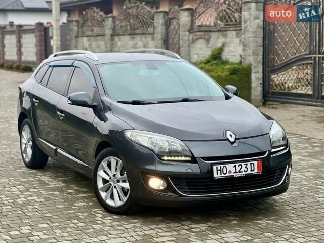 Серый Рено Меган, объемом двигателя 1.46 л и пробегом 230 тыс. км за 7470 $, фото 1 на Automoto.ua