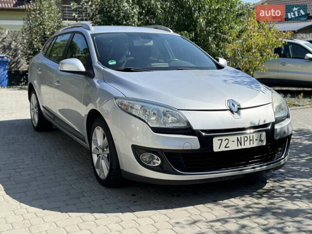 Серый Рено Меган, объемом двигателя 1.46 л и пробегом 265 тыс. км за 7400 $, фото 1 на Automoto.ua