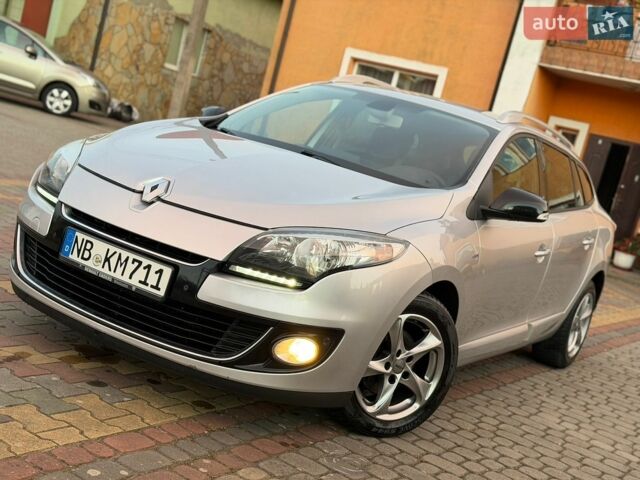 Сірий Рено Меган, об'ємом двигуна 1.6 л та пробігом 240 тис. км за 7700 $, фото 1 на Automoto.ua