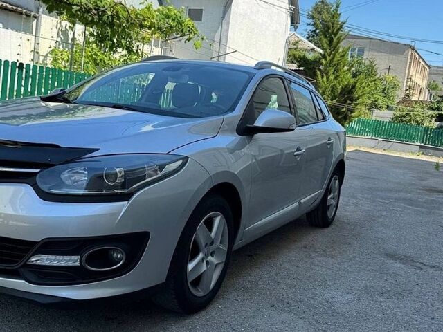 Сірий Рено Меган, об'ємом двигуна 1.5 л та пробігом 254 тис. км за 8350 $, фото 1 на Automoto.ua