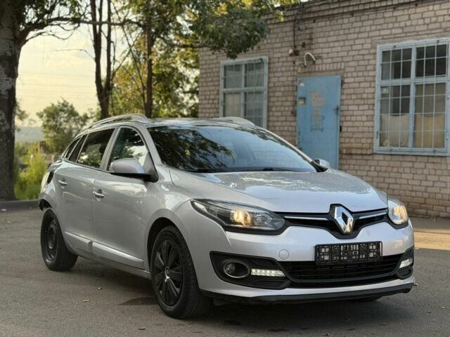 Сірий Рено Меган, об'ємом двигуна 1.5 л та пробігом 193 тис. км за 3709 $, фото 1 на Automoto.ua