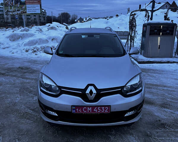 Серый Рено Меган, объемом двигателя 1.2 л и пробегом 106 тыс. км за 7200 $, фото 1 на Automoto.ua