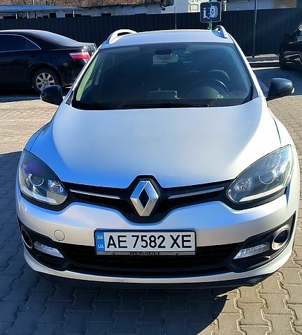 Серый Рено Меган, объемом двигателя 1.2 л и пробегом 268 тыс. км за 6800 $, фото 1 на Automoto.ua