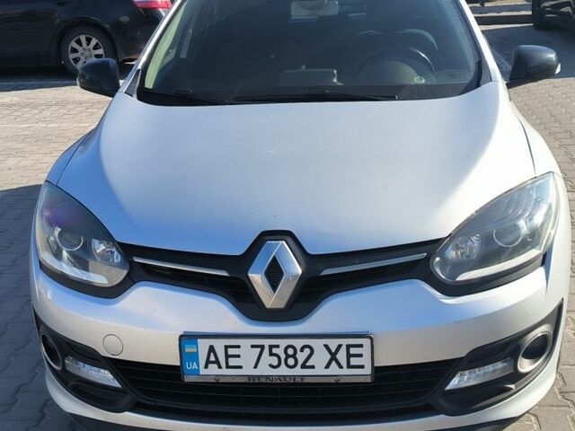 Сірий Рено Меган, об'ємом двигуна 1.2 л та пробігом 268 тис. км за 6800 $, фото 1 на Automoto.ua