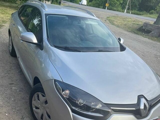 Сірий Рено Меган, об'ємом двигуна 1.5 л та пробігом 250 тис. км за 8500 $, фото 1 на Automoto.ua