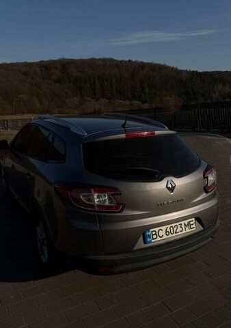 Серый Рено Меган, объемом двигателя 1.5 л и пробегом 332 тыс. км за 7000 $, фото 1 на Automoto.ua