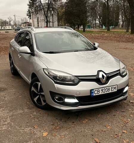 Серый Рено Меган, объемом двигателя 1.46 л и пробегом 298 тыс. км за 8800 $, фото 1 на Automoto.ua