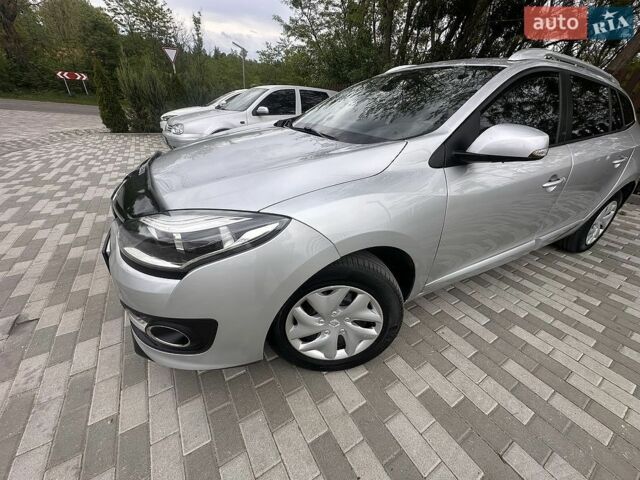 Сірий Рено Меган, об'ємом двигуна 1.5 л та пробігом 270 тис. км за 7797 $, фото 1 на Automoto.ua