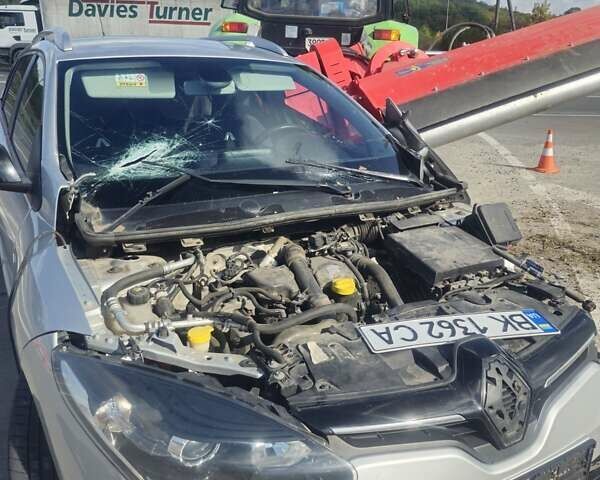 Серый Рено Меган, объемом двигателя 1.46 л и пробегом 149 тыс. км за 3900 $, фото 1 на Automoto.ua