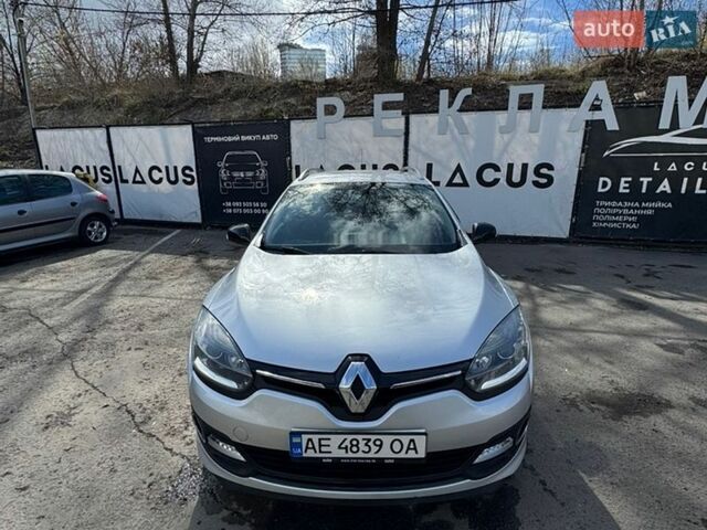 Серый Рено Меган, объемом двигателя 1.46 л и пробегом 165 тыс. км за 9200 $, фото 1 на Automoto.ua