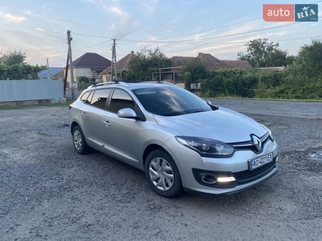Сірий Рено Меган, об'ємом двигуна 1.4 л та пробігом 175 тис. км за 9000 $, фото 1 на Automoto.ua