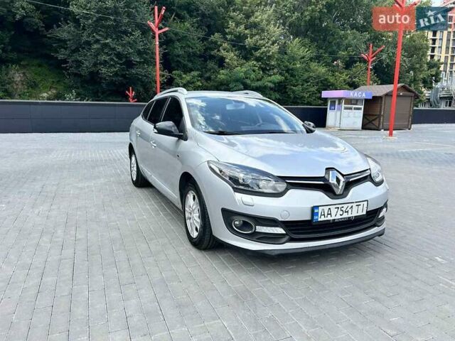 Сірий Рено Меган, об'ємом двигуна 1.5 л та пробігом 205 тис. км за 8900 $, фото 1 на Automoto.ua