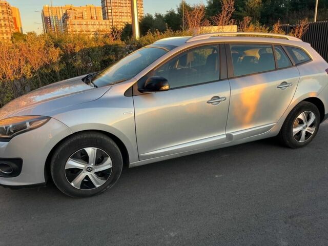 Сірий Рено Меган, об'ємом двигуна 1.5 л та пробігом 251 тис. км за 8300 $, фото 1 на Automoto.ua