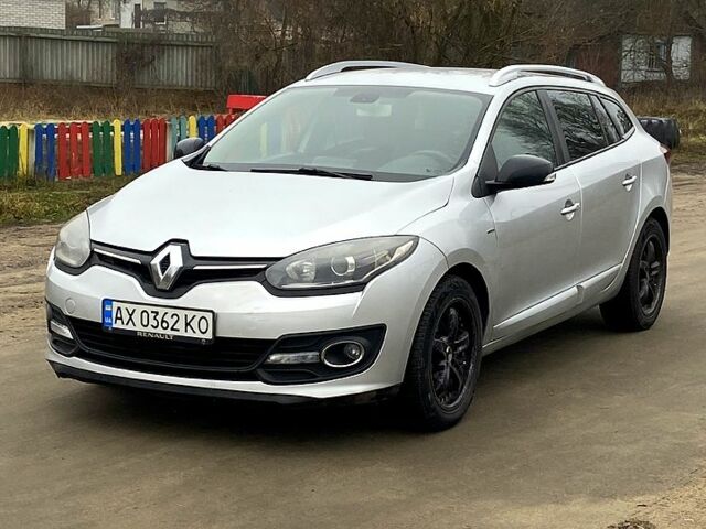 Серый Рено Меган, объемом двигателя 1.5 л и пробегом 300 тыс. км за 7500 $, фото 1 на Automoto.ua