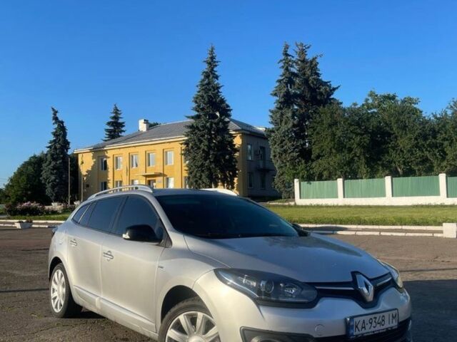 Серый Рено Меган, объемом двигателя 1.5 л и пробегом 250 тыс. км за 8000 $, фото 1 на Automoto.ua