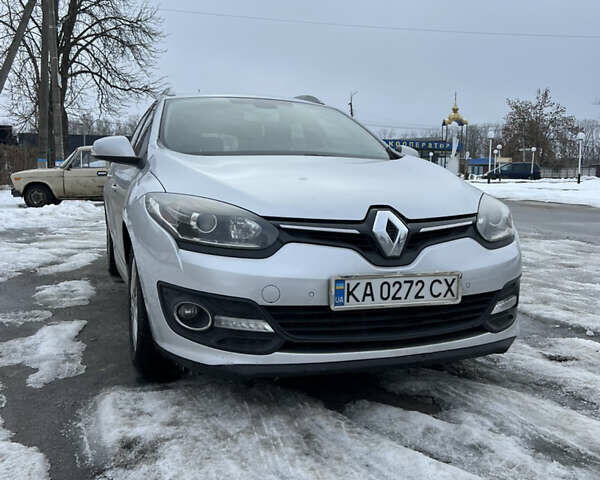 Серый Рено Меган, объемом двигателя 1.46 л и пробегом 208 тыс. км за 8200 $, фото 1 на Automoto.ua
