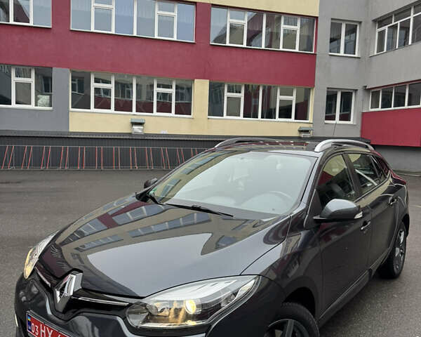 Серый Рено Меган, объемом двигателя 1.5 л и пробегом 136 тыс. км за 9600 $, фото 1 на Automoto.ua