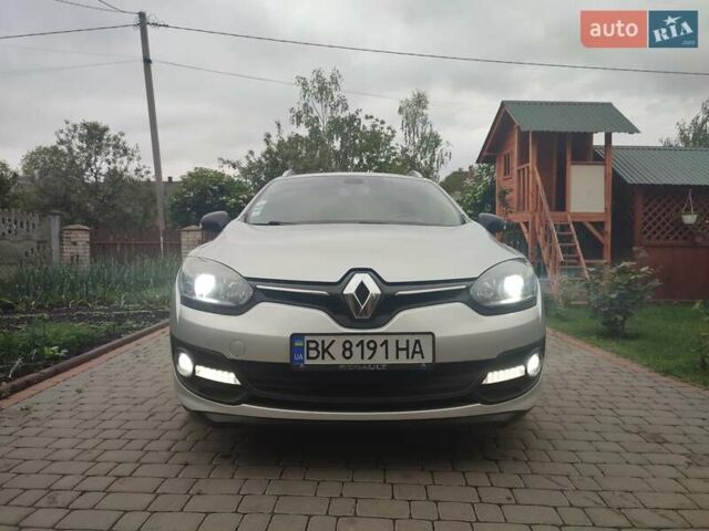 Серый Рено Меган, объемом двигателя 1.46 л и пробегом 229 тыс. км за 9300 $, фото 1 на Automoto.ua