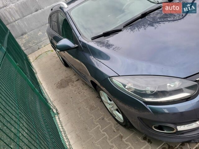 Серый Рено Меган, объемом двигателя 1.5 л и пробегом 244 тыс. км за 7600 $, фото 1 на Automoto.ua