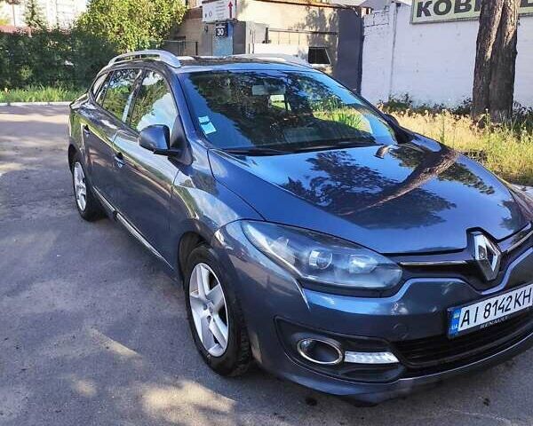 Серый Рено Меган, объемом двигателя 1.46 л и пробегом 450 тыс. км за 9500 $, фото 1 на Automoto.ua