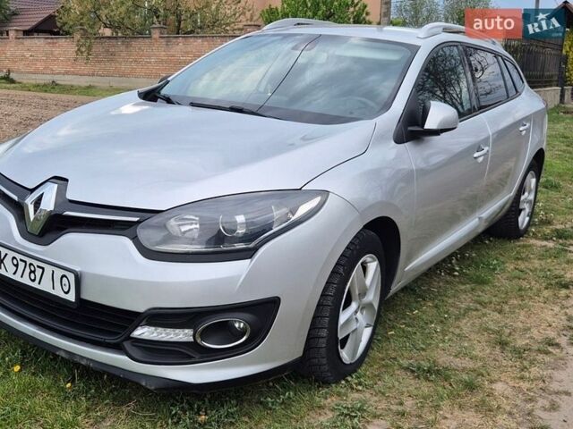 Серый Рено Меган, объемом двигателя 1.46 л и пробегом 251 тыс. км за 8200 $, фото 1 на Automoto.ua