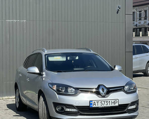Серый Рено Меган, объемом двигателя 1.5 л и пробегом 193 тыс. км за 9100 $, фото 1 на Automoto.ua