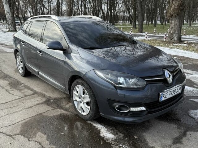 Серый Рено Меган, объемом двигателя 1.5 л и пробегом 240 тыс. км за 9000 $, фото 1 на Automoto.ua