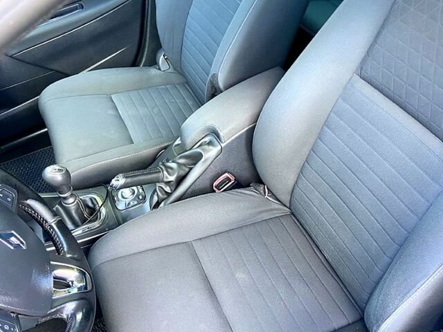 Серый Рено Меган, объемом двигателя 1.5 л и пробегом 187 тыс. км за 8250 $, фото 1 на Automoto.ua