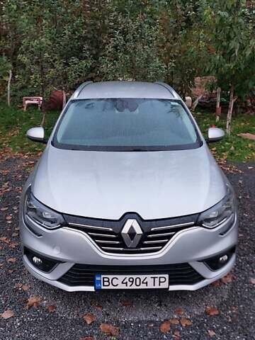 Серый Рено Меган, объемом двигателя 1.6 л и пробегом 87 тыс. км за 13900 $, фото 1 на Automoto.ua