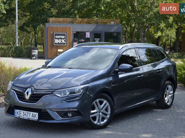 Серый Рено Меган, объемом двигателя 1.46 л и пробегом 393 тыс. км за 10999 $, фото 1 на Automoto.ua