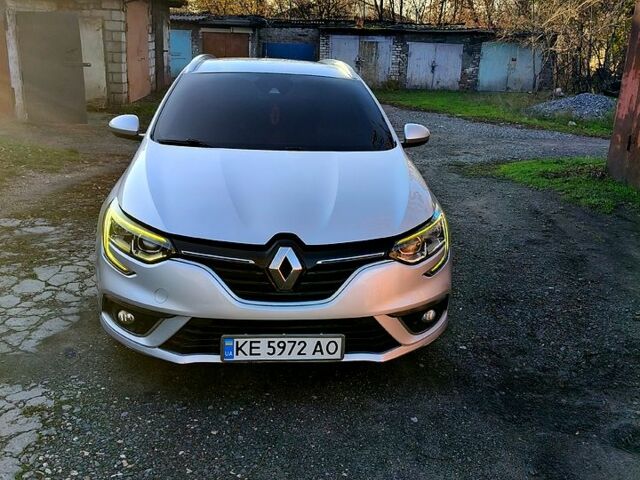 Сірий Рено Меган, об'ємом двигуна 1.5 л та пробігом 221 тис. км за 12940 $, фото 1 на Automoto.ua