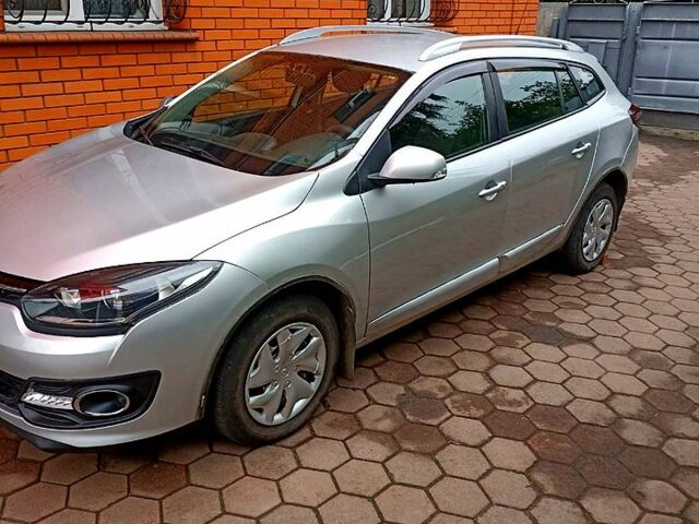 Сірий Рено Меган, об'ємом двигуна 1.5 л та пробігом 132 тис. км за 9500 $, фото 1 на Automoto.ua