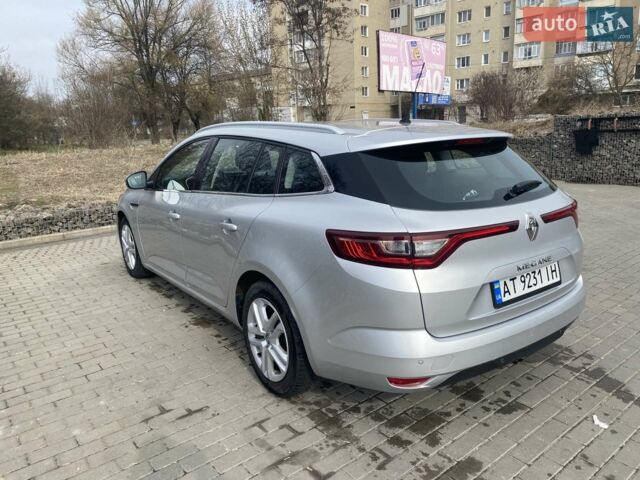 Сірий Рено Меган, об'ємом двигуна 1.46 л та пробігом 243 тис. км за 11100 $, фото 1 на Automoto.ua
