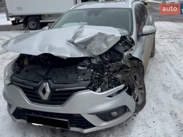 Серый Рено Меган, объемом двигателя 1.46 л и пробегом 259 тыс. км за 5500 $, фото 1 на Automoto.ua