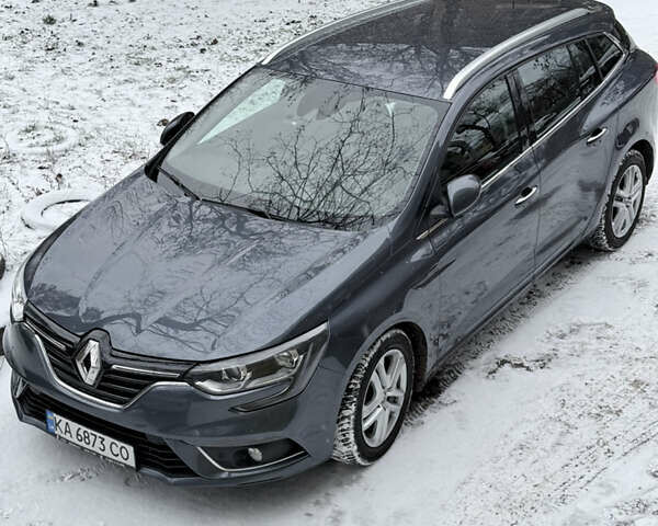 Серый Рено Меган, объемом двигателя 1.46 л и пробегом 240 тыс. км за 11100 $, фото 1 на Automoto.ua