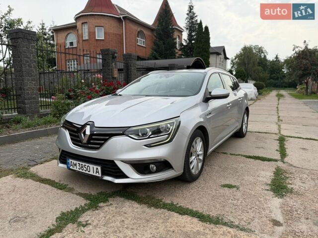 Серый Рено Меган, объемом двигателя 1.6 л и пробегом 185 тыс. км за 12500 $, фото 1 на Automoto.ua
