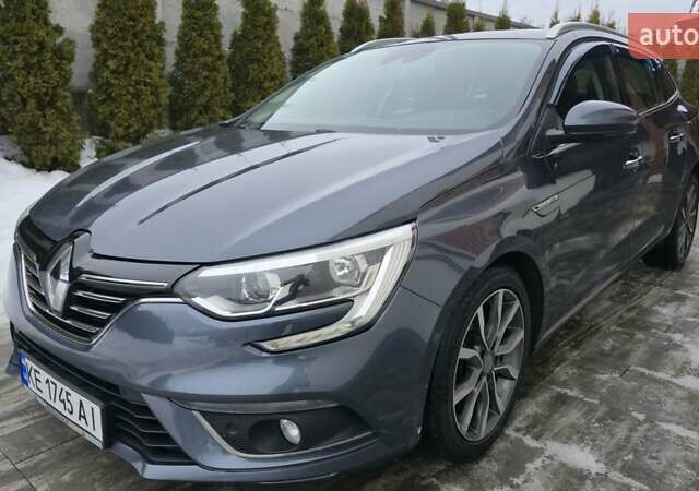 Сірий Рено Меган, об'ємом двигуна 1.46 л та пробігом 224 тис. км за 13500 $, фото 1 на Automoto.ua